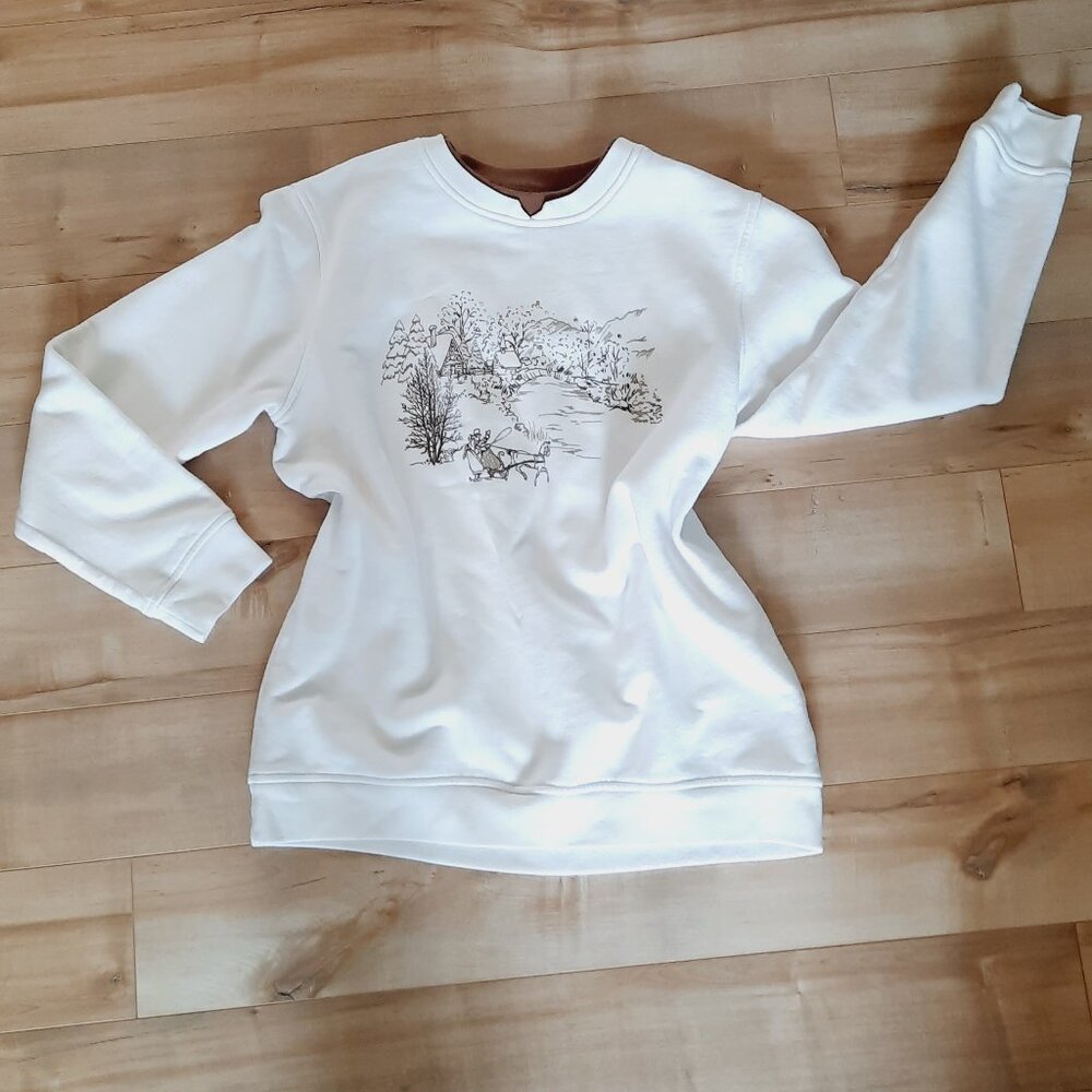 Northern Relections Winter Scene Sweatshirt Size M